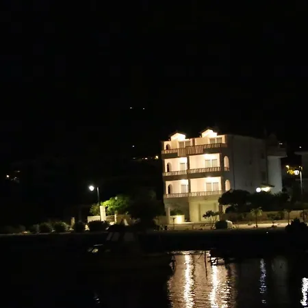 Apartments Amor شقة