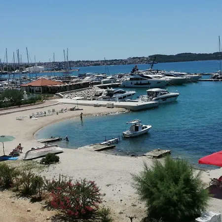 Apartments Amor Apartman Trogir