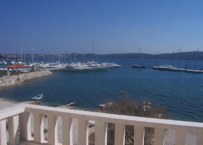 Apartment Apartments Amor Trogir