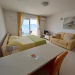 아파트 Apartments Amor 트로기르