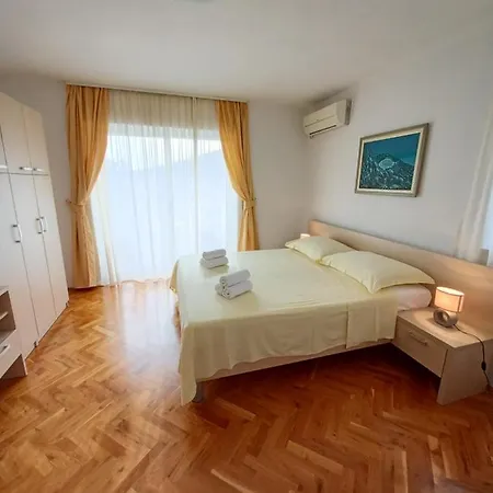 Apartments Amor * Τρογκίρ