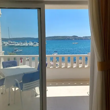 Apartament Apartments Amor