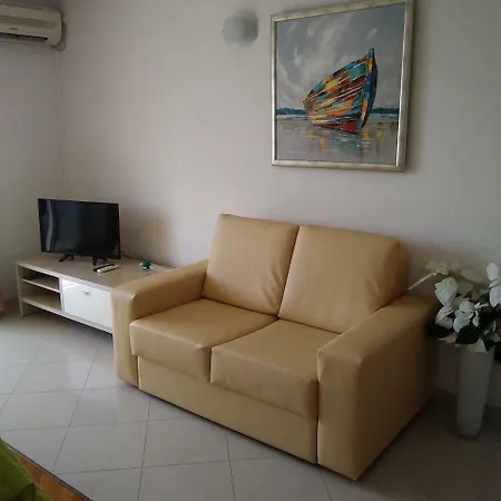 Apartments Amor *